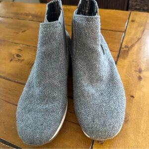 b.o.c. Charcoal Ankle Booties